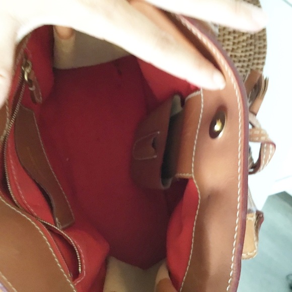 Dooney & Bourke Alto Italy Tassel Tote Satchel Purse Bag - Picture 4 of 7